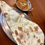 インドネパールレストラン ガネーシャ - チキンカレー　ナン