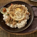 yaab thai - 
