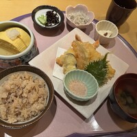 おかか 北浜 - 旬の天ぷら盛合せ炊き込みごはん御膳