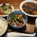 肉と中華メシ 幸 - 