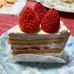 フレンチ パウンド ハウス - ルージュ　横