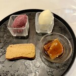 トロワフレーシュ - 