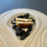 プレゼンテ スギ - ②片口鰯の胡麻漬け パニーニ トマトソース 水牛ミルクの水切りヨーグルト