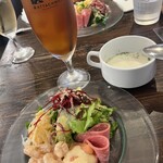Wine restaurant The Attachment 横浜鶴屋町店 - 