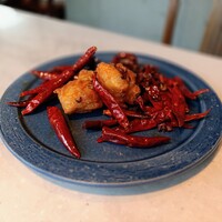 CINA New Modern Chinese - 辣子鶏（鶏の山椒唐辛子炒め）