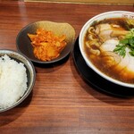 超多加水純手打ち麺 仁しむら - 