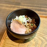 らぁ麺 紫陽花 - 坦々そぼろご飯