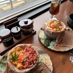 肉の隠れ家 おあがり 嵐山本店 - 窓側の席は桂川の景色堪能