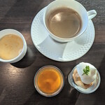 鳥羽国際ホテル - デザートとコーヒー