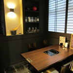 薬膳火鍋　yang yang - 店舗内装