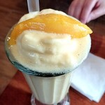 Labuyo Native Restaurant - マンゴーシェイクはめっちゃ美味しい♥️グリーンマンゴーシェイクもオススメだ！