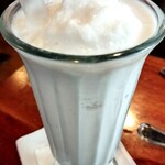 Labuyo Native Restaurant - ドリンク写真:ココナッツシェイク美味いよ！