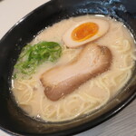 はま寿司 - 博多とんこつラーメン