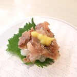 はま寿司 - 九州産あじのたたき大葉つつみ