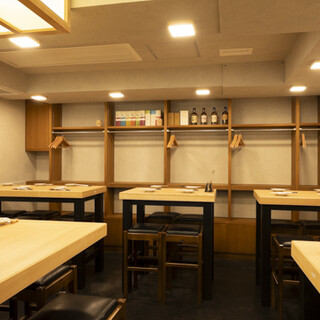 【宴会可】大衆よりではない寿司酒場。外国人旅行客も歓迎◎