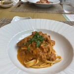 プリミ・バチ - 