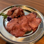 柳町焼肉カンテラ - 上タンと厚切りタン