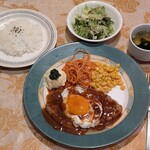バンボリーナ - レストラン バンボリーナ ＠茅場町 ランチ 洋風ハンバーグ 税込950円 ライス少な目でお願い