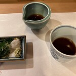 ひろ作 - 薬味と蕎麦汁セットでーす。