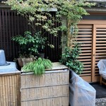 ひろ作 - 入り口でーす。