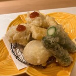 ひろ作 - 初夏の天ぷら盛り合わせさんでーす。③