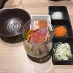 ラムしゃぶ金の目 - サラダ、薬味