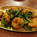 ガネーシュ - 新じゃがとつるむらさきのサブジ