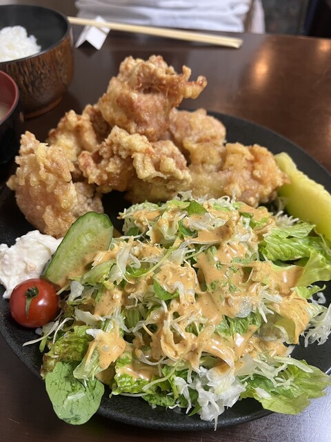 Oshokuji Sakedokoro Uekawa photo 2