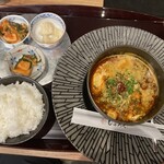 和韓料理 スンドゥブ専門店 じゅろく別邸 - 