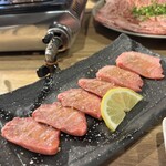 焼肉ダイニング MEGUMI - 