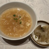 筑紫樓 銀座店 - 玉蜀黍と玉子のスープ・搾菜