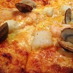 サッチモ - H.26.7.5.夜 魚介類のピザ 980円