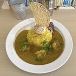 カレーの東インド商店 - 海老とカボチャとココナッツのカレー 1,300円 スパイス卵 150円