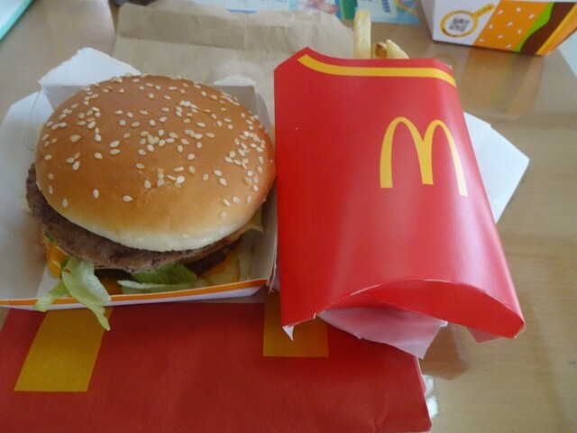 マクドナルド 米沢店 - 米沢（ハンバーガー）の写真