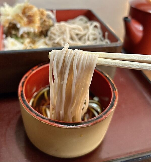 江の島どん★1 座席 : 【移転】Bistronomie Fou （ビストロノミー フー【旧店名