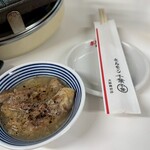 ホルモン千葉 - 付き出しのほろほろ煮とろけるお肉