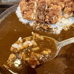 とりや なんじゃこりゃ - カレーソースは サラッとしてます
