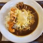 すき家 - 料理写真:【限定】チーズぷりぷりエビのビスクソースカレー 990円