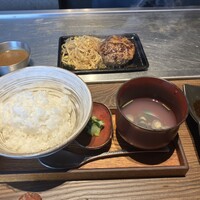 鉄板和食とワイン 萬鉄 -  鉄板和食とワイン 萬鉄 -