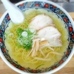 炉ばた ちどり - 塩ラーメンは900円