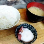 炉ばた ちどり - 定食セットにはタコの刺身付き！