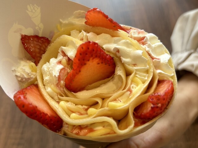 Crepe shop SARU Komaki Iwazaki Ten photo