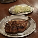 骨付鳥 一鶴 西梅田店 - 