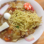 栄華 - 五目柔ヤキソバ（740円）
            細麺です。