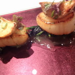 メゾン・ド・タカ芦屋 - 前菜3
      帆立のポワレとセップ茸