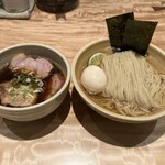 迂直 - 特製つけ麺　　　1700円
