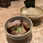 迂直 - 特製つけ麺　　　1700円