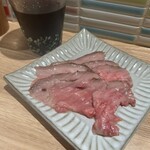 煮干しNoodles Nibo Nibo Cino - 和牛ローストビーフ切り落とし(お通し兼で少し多め)