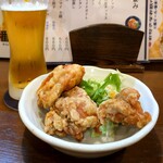 ぎょうざ屋 くまぞう - おとくまセット(ぎょうざ、揚げ物、おつまみチャーシュー、飲み物2杯)
