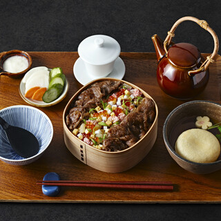 山笑ふ特選すき焼き華ちらし